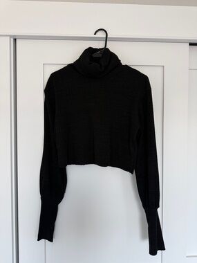Fashion Nova Black Cropped Turtleneck Sweater